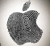 Według Snowdena iPhone'y posiadają programy szpiegujące